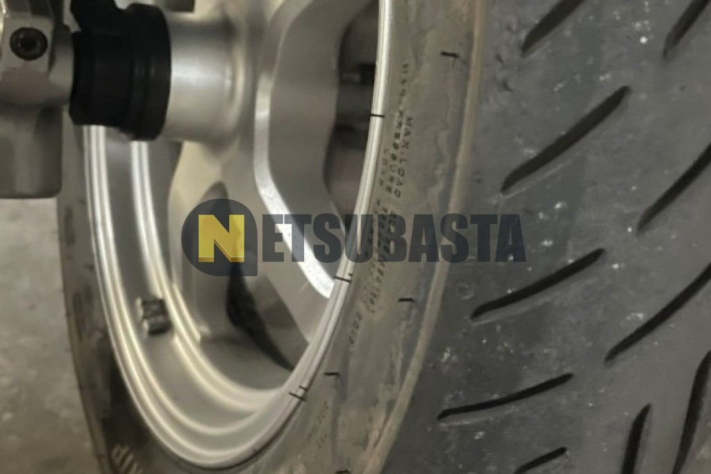 Suzuki Burgman 400 2003