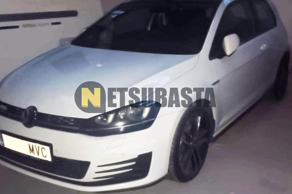 Volkswagen Golf GTD 2.0 TDI BMT 2013