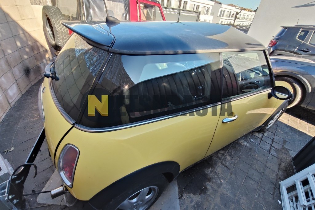 Mini One 2006