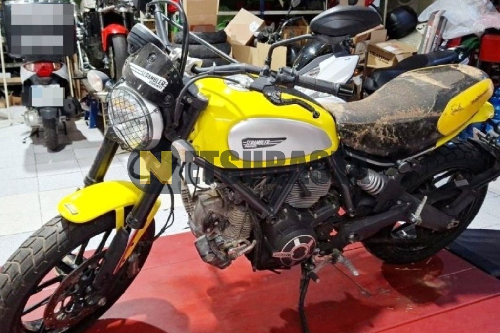 Ducati Scrambler Full Throttle 2015