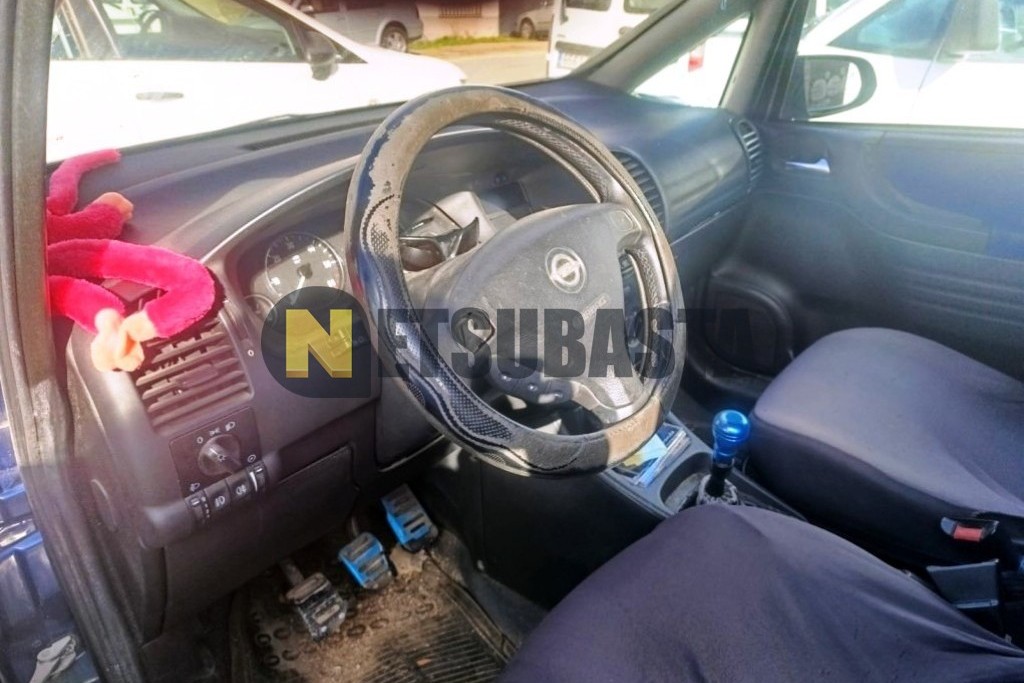 Opel Zafira 2.2 DTi 16V 2002