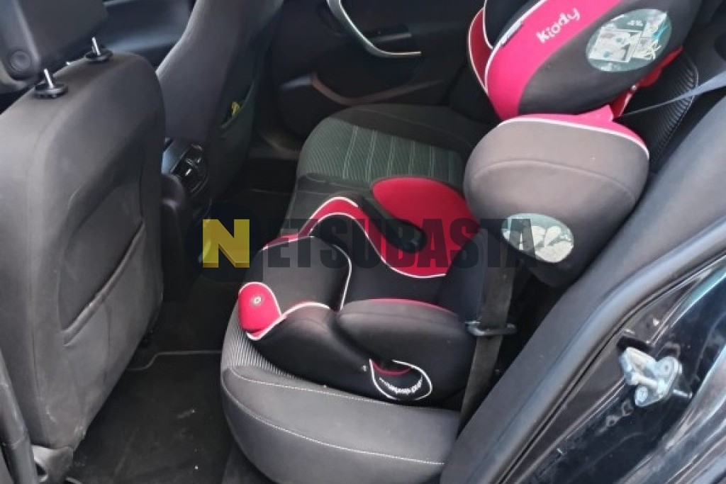 Opel Insignia Sports Tourer 2.0 CDTI 2010