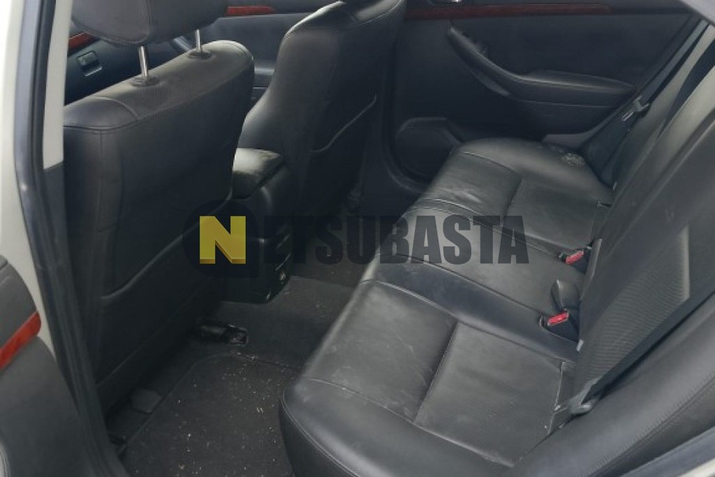 Toyota Avensis Sedán 2.2 D-4D 2006