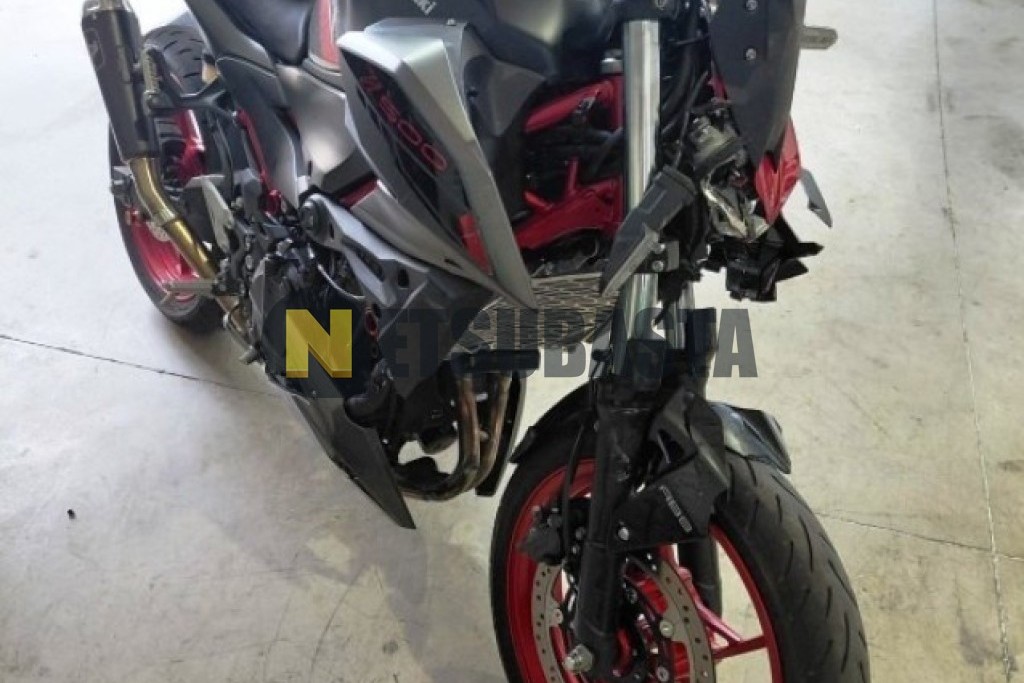 Kawasaki Z 500 2025