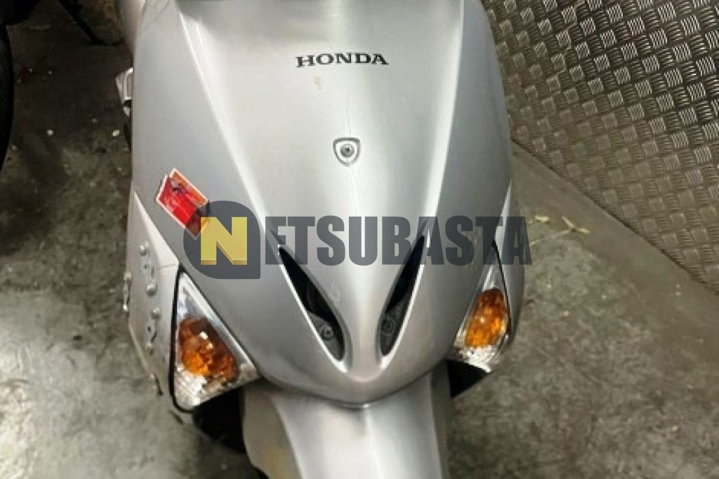 Honda Lead 110 2011