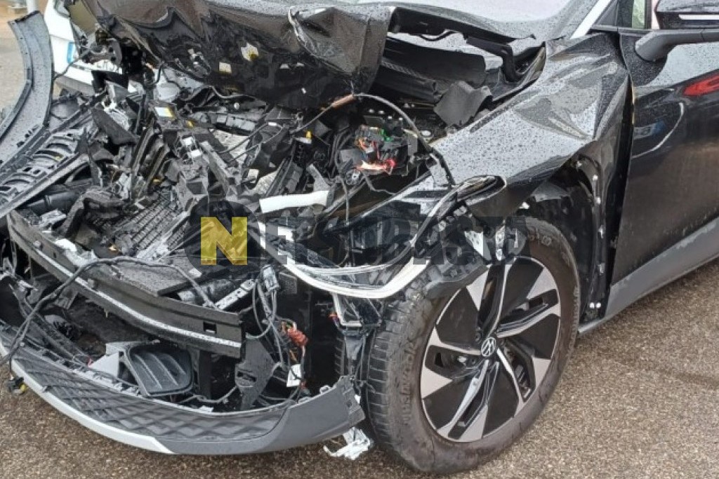 Volkswagen ID.4 Pro 77kWh 2025