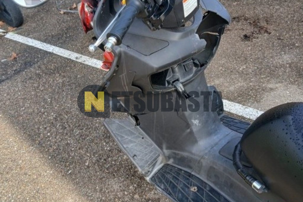 Suzuki Burgman 125 2004