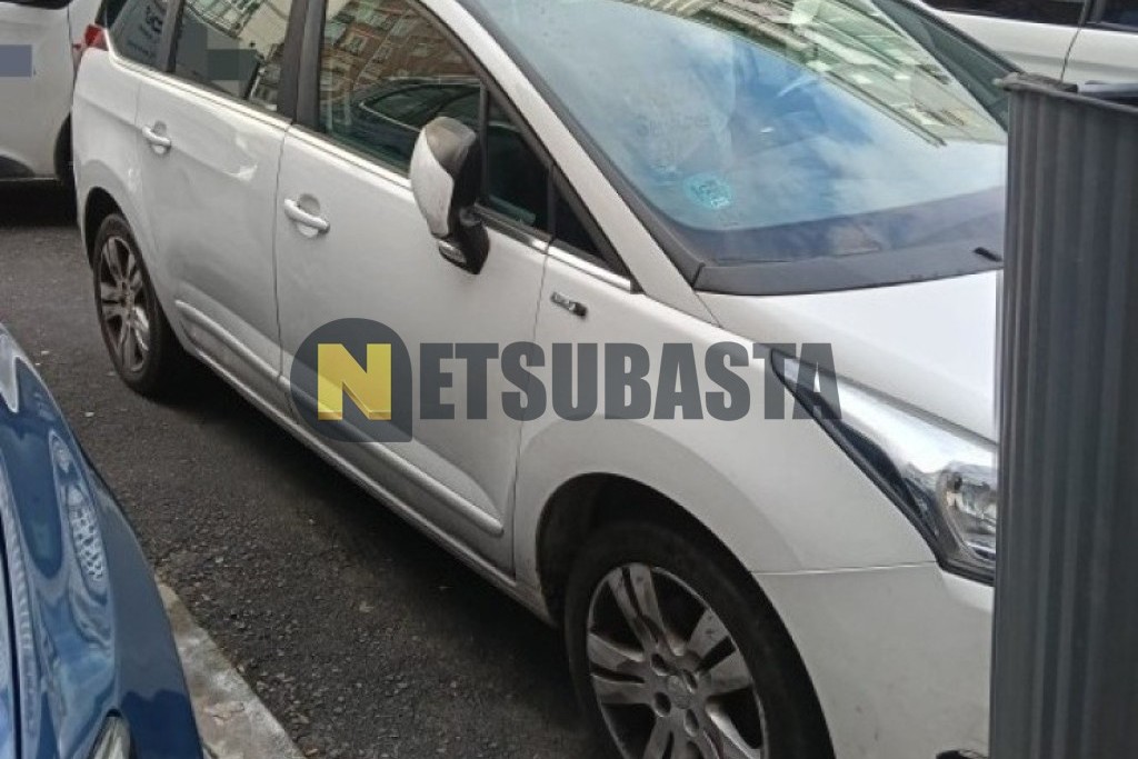 Peugeot 5008 1.6 BlueHDi 2014