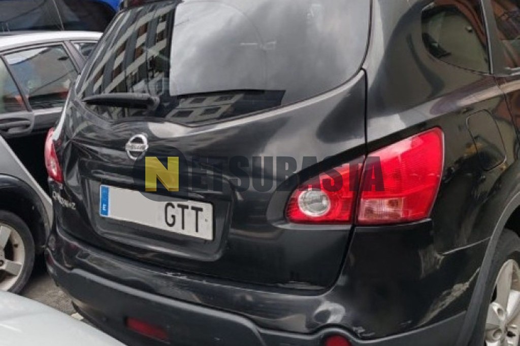 Nissan Qashqai+2 2.0 2010