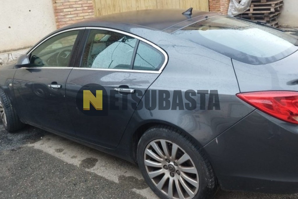 Opel Insignia 1.8 16v 2011