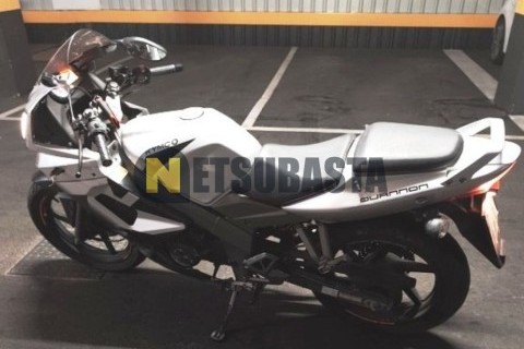 Yamaha YP Majesty 400 2005