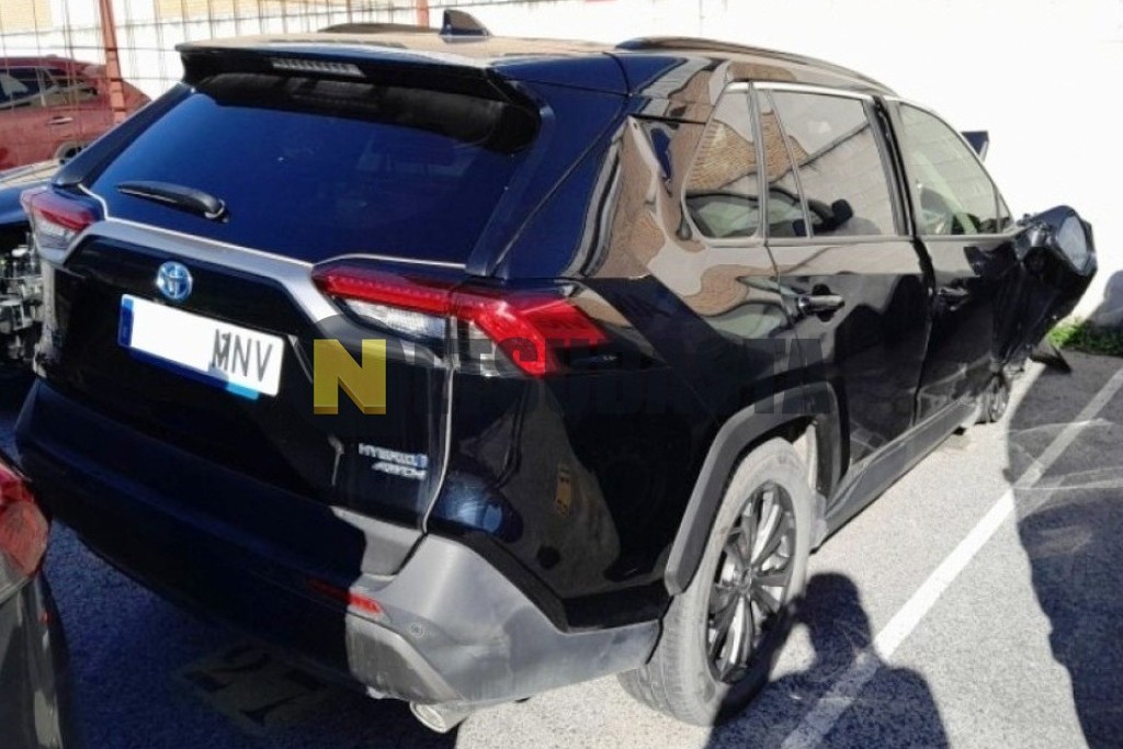 Toyota RAV4 Hybrid 220H 4x4 2024