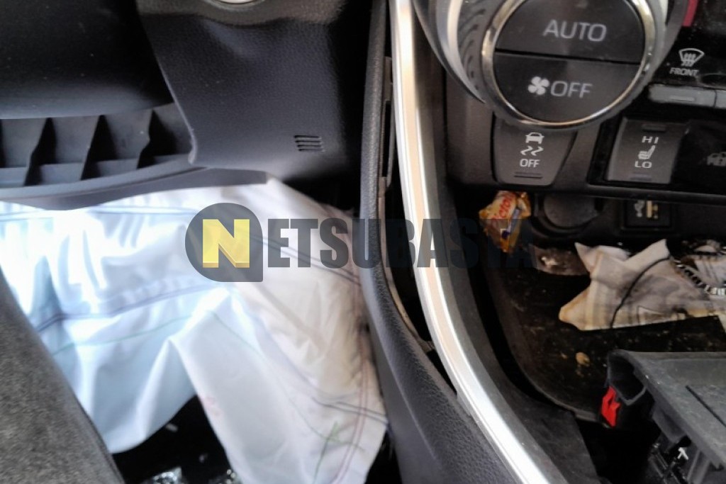 Toyota RAV4 Hybrid 220H 4x4 2024