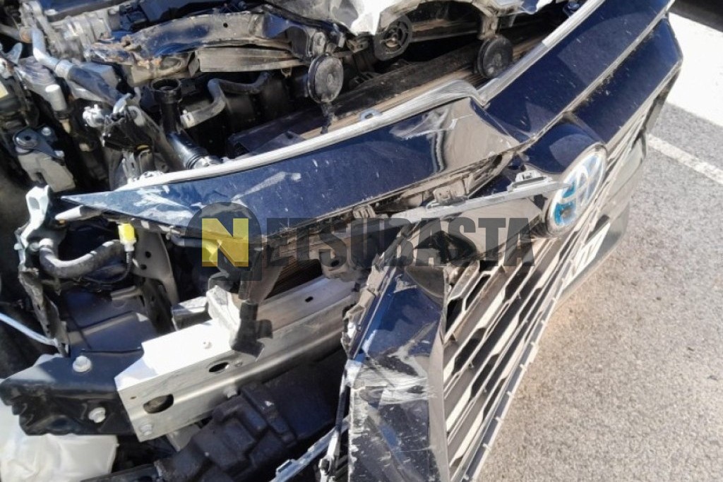 Toyota RAV4 Hybrid 220H 4x4 2024