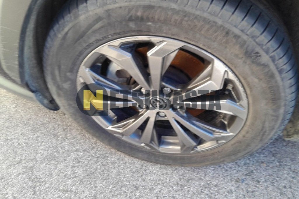 Toyota RAV4 Hybrid 220H 4x4 2024