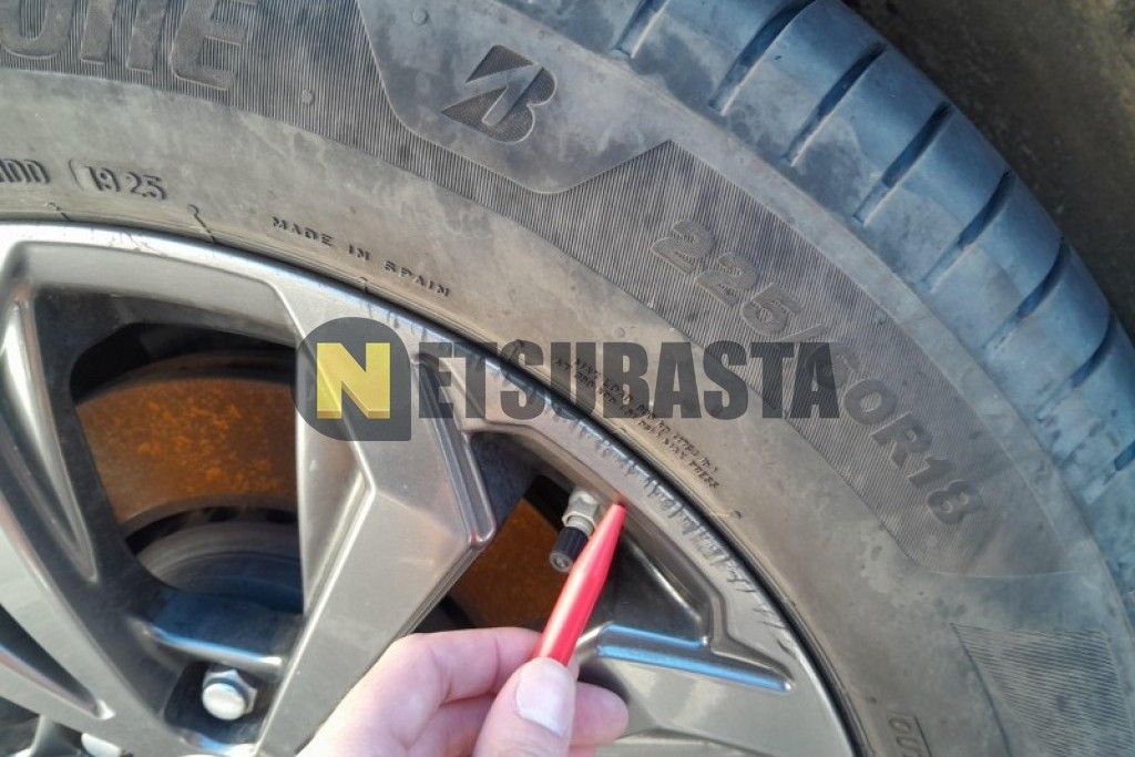 Toyota RAV4 Hybrid 220H 4x4 2024