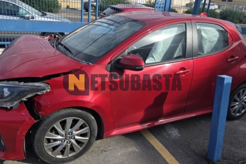 Toyota Yaris 120H 2024
