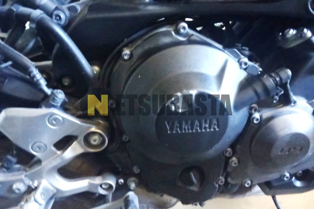 Yamaha MT 09 Tracer 2015