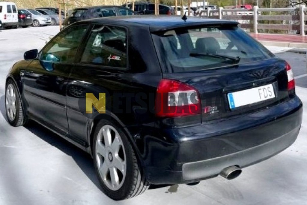 Audi S3 1.8 T quattro 2000