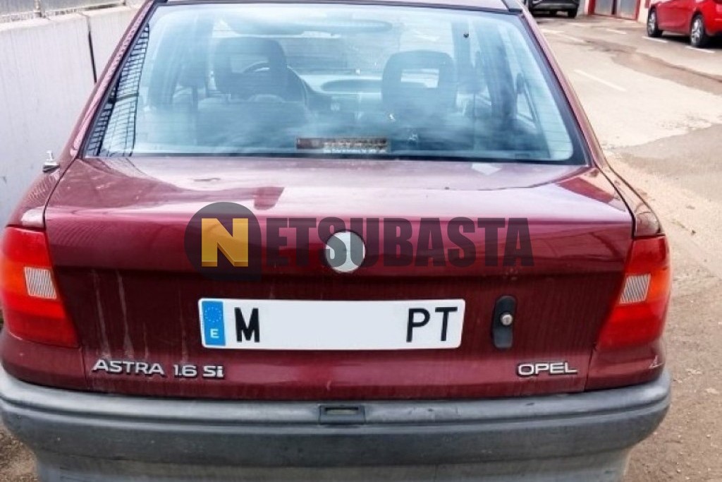 Opel Astra 1.6i 1994