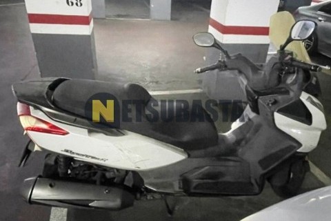 Yamaha YP Majesty 400 2005