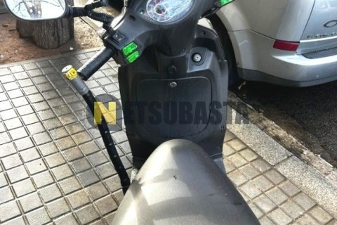 Yamaha YP Majesty 400 2005