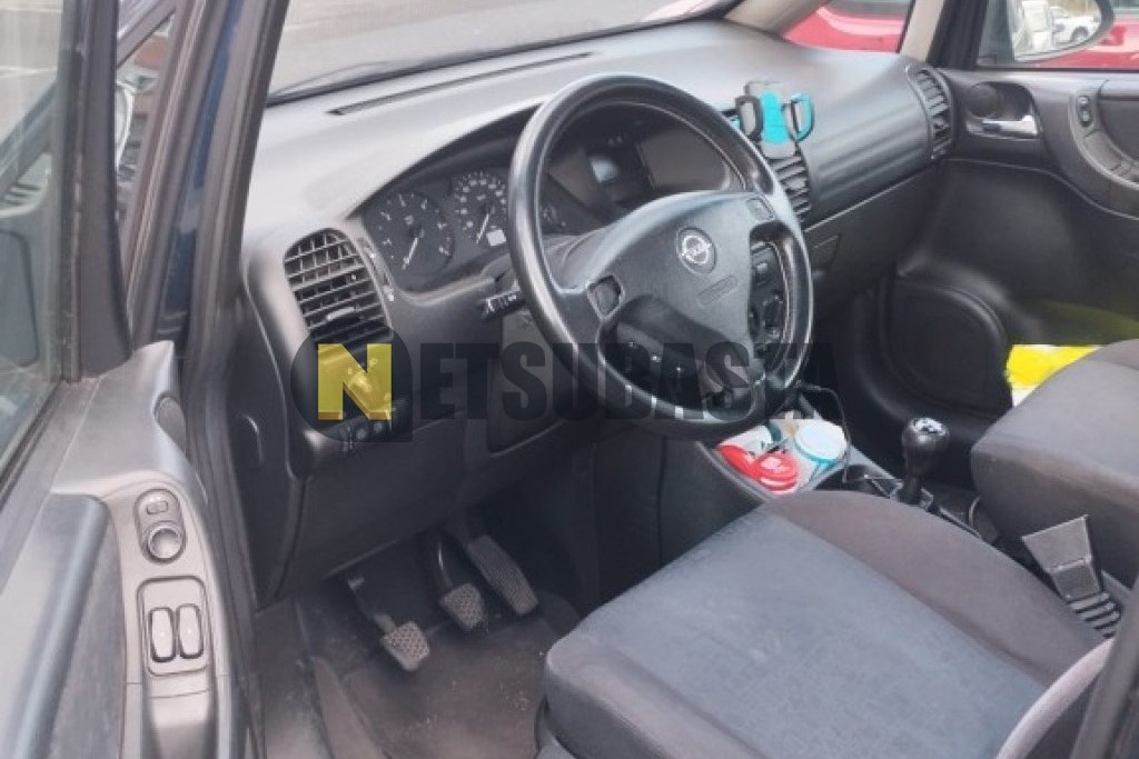 Opel Zafira 2.0 DTi 16V 2002