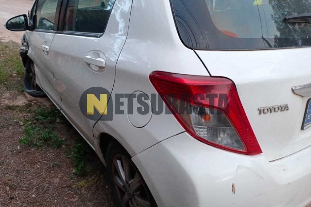 Toyota Yaris 1.0 2013