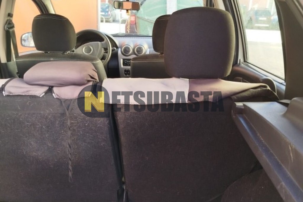 Dacia Sandero 1.6 2012