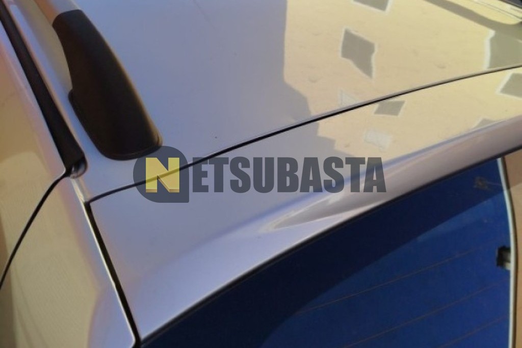 Dacia Sandero 1.6 2012