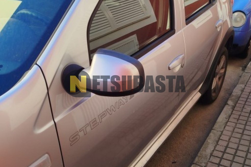 Dacia Sandero 1.6 2012