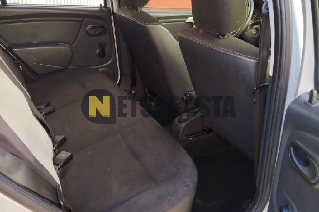 Dacia Sandero 1.6 2012