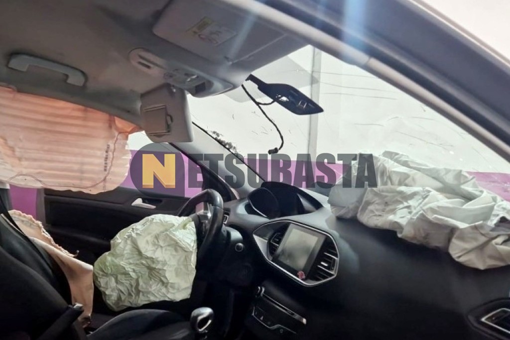 Peugeot 308 1.6 e-HDi 2015