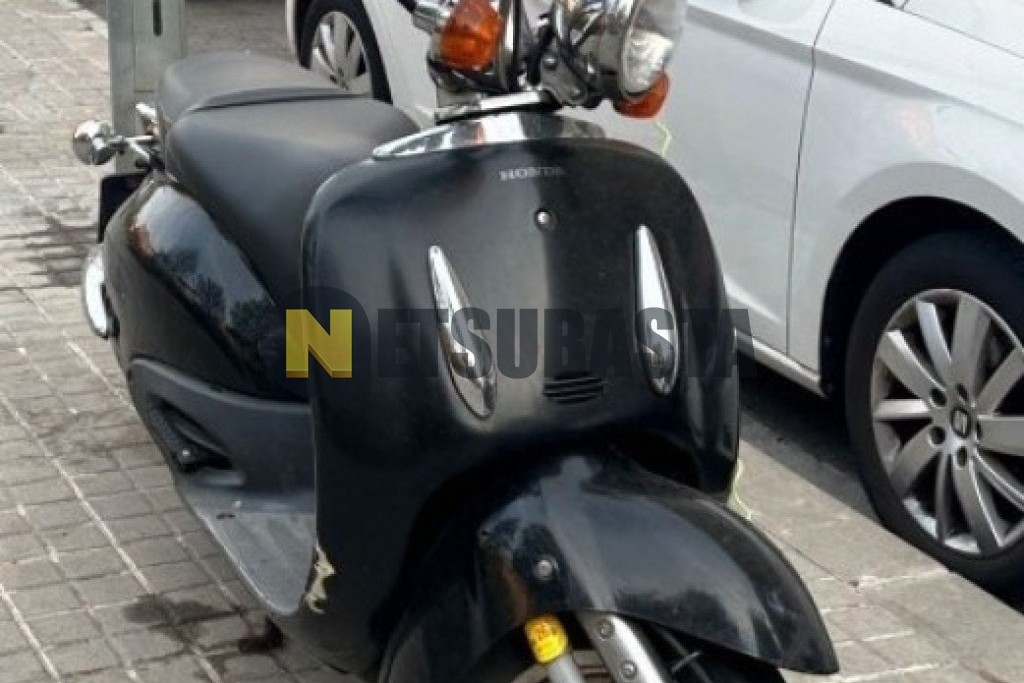 Aprilia Compay 125 Custom 2008