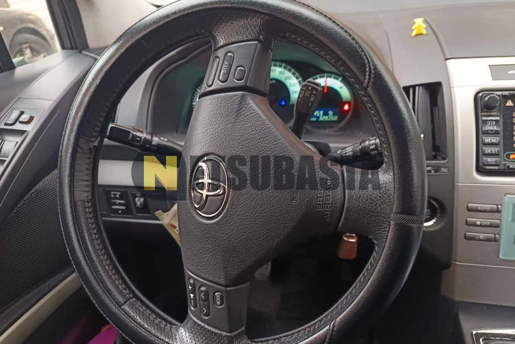 Toyota Corolla Verso 2.2 D4D 2006