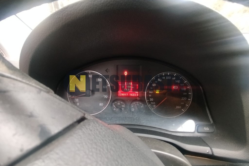 Volkswagen Golf 1.6 2005