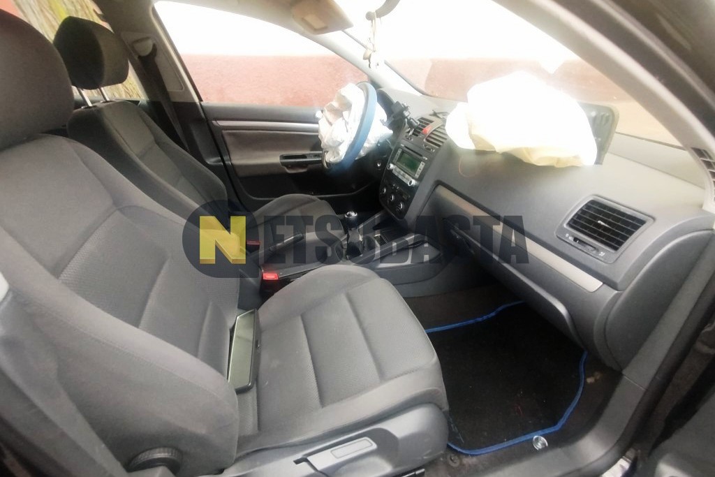 Volkswagen Golf 1.6 2005