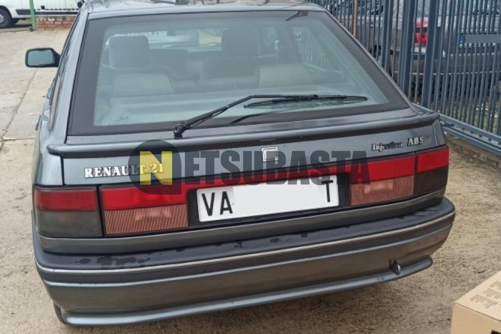 Renault 21 2.0i TXE 1989