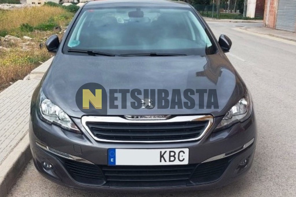 Peugeot 308 1.2 PureTech EAT6 2017