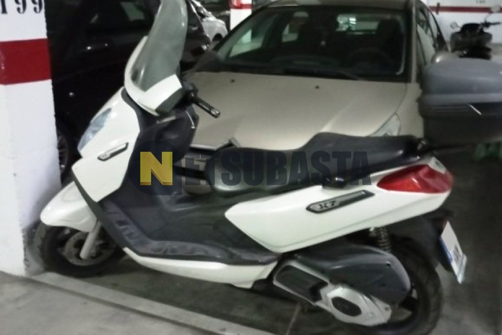 Piaggio X7 125 2012
