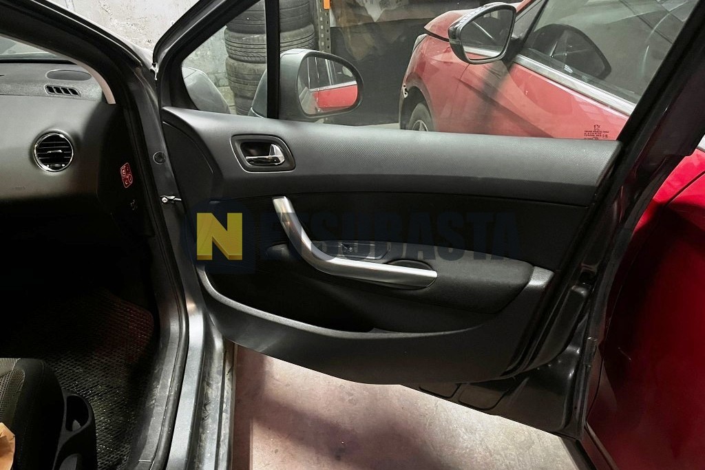 Peugeot 308 SW 1.6 e-HDi 2013