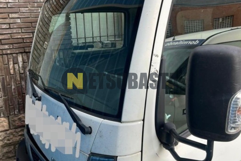 Nissan NT 400 CABSTAR 2015