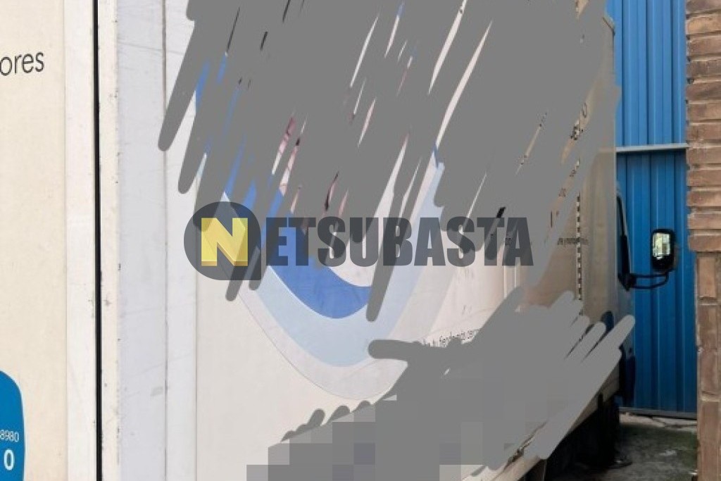 Nissan NT 400 CABSTAR 2015