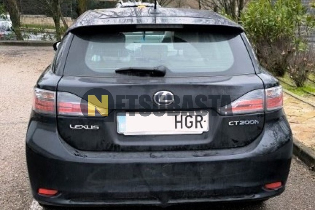 Lexus CT 200h 2011