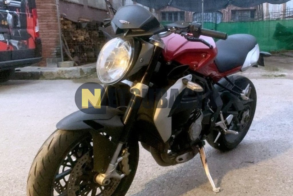 MV Augusta Brutale 800 2013