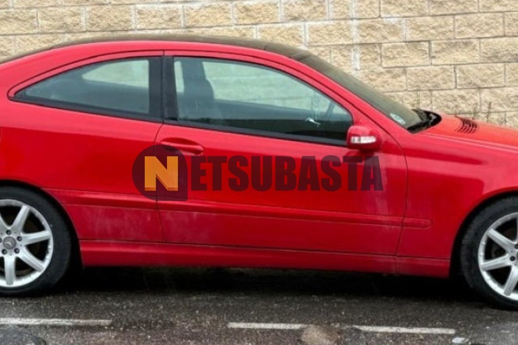 Mercedes-Benz C 200 K Sportcoupé 2001