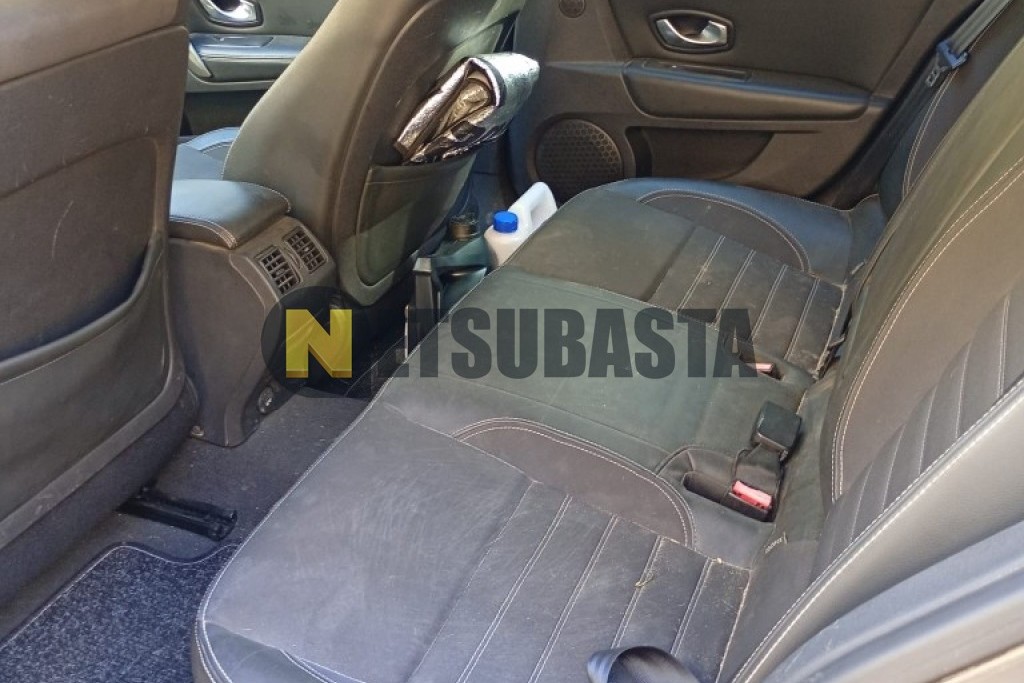 Renault Laguna Grand Tour 1.5 dCi 2011