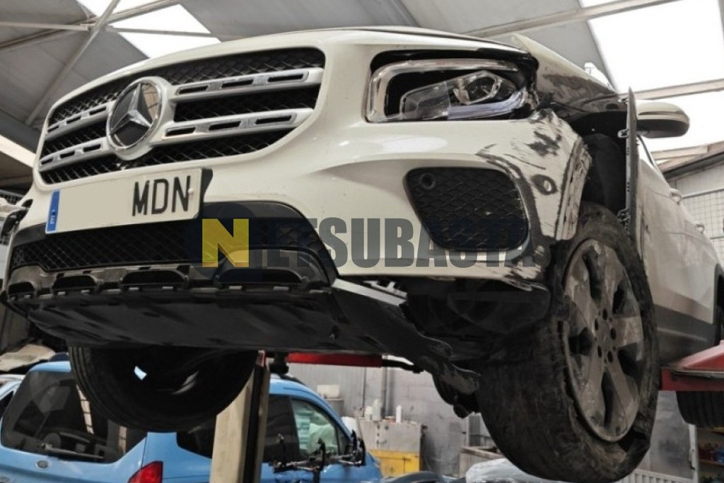 Mercedes-Benz GLB 200 d 2023