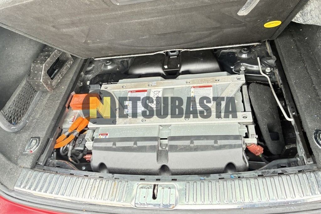 Porsche Cayenne S Hybrid 2011