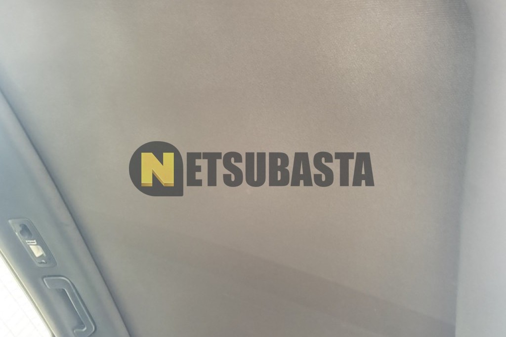 Porsche Cayenne S Hybrid 2011